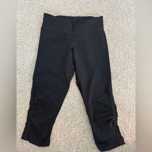 Lululemon crop leggings